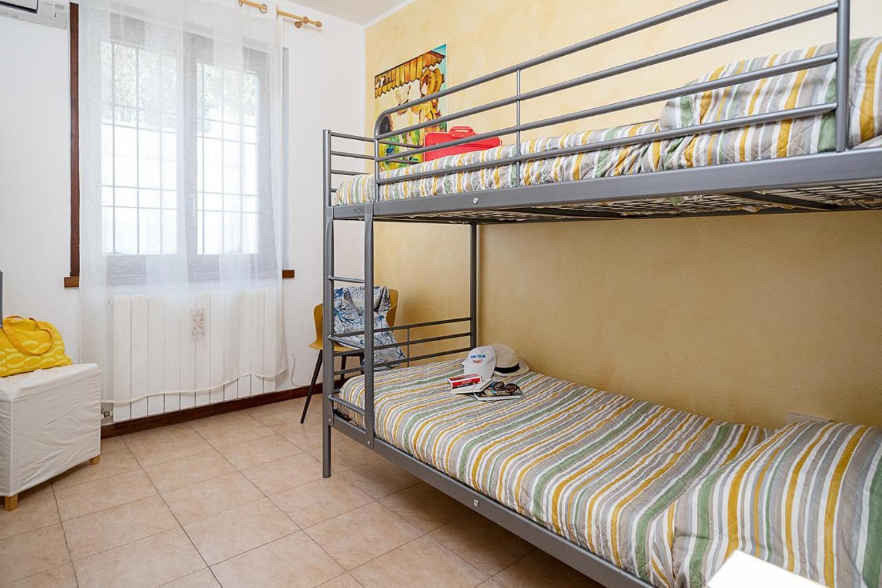 Apartment L'Archetto And Villetta Gruber - Regarda Travel Lazise Exteriör bild