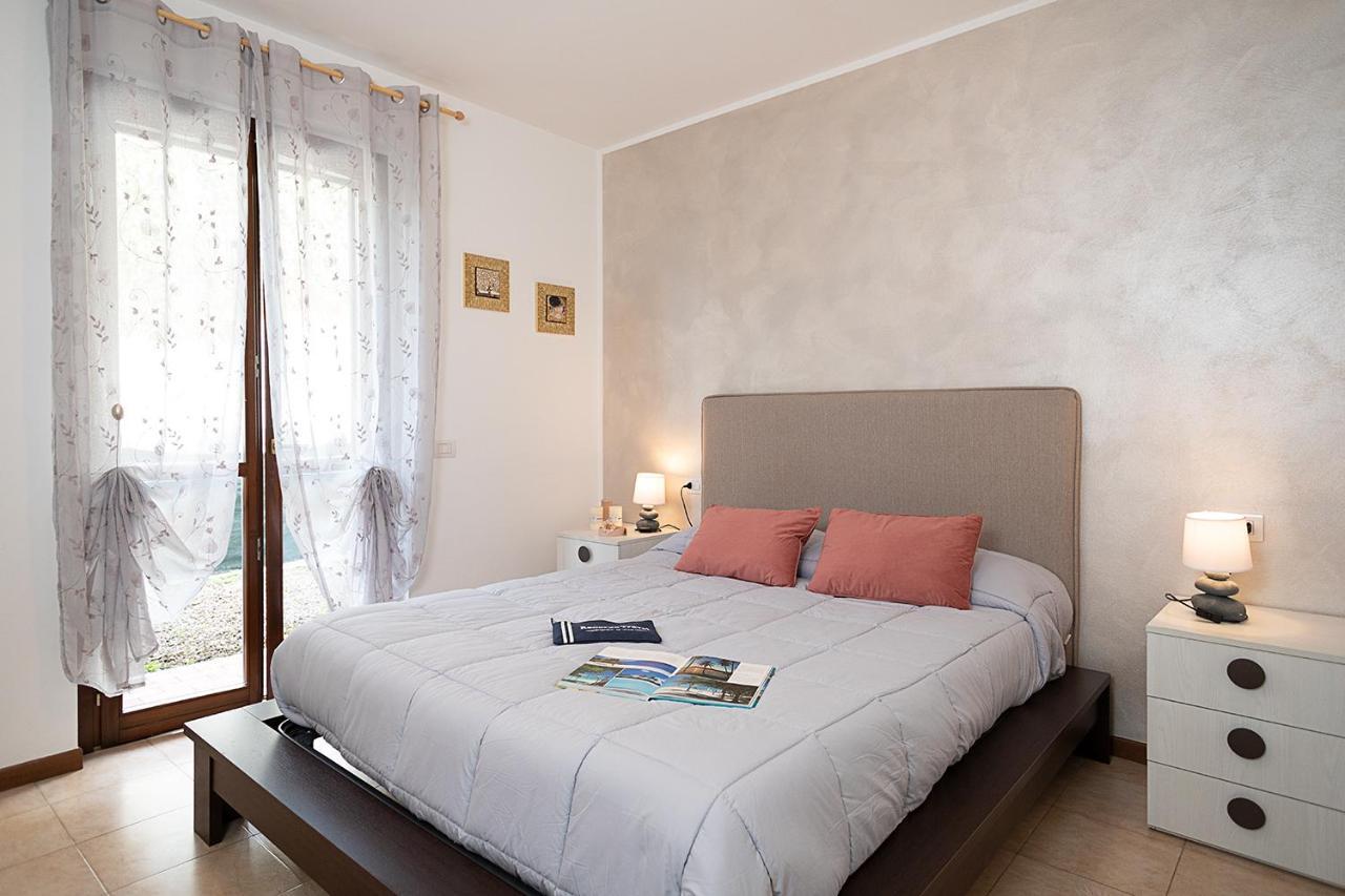 Apartment L'Archetto And Villetta Gruber - Regarda Travel Lazise Exteriör bild