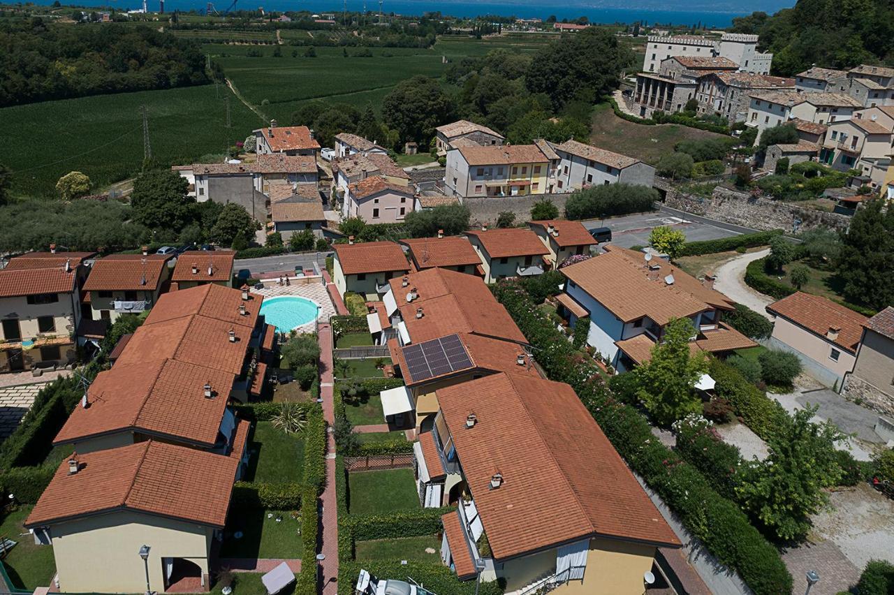 Apartment L'Archetto And Villetta Gruber - Regarda Travel Lazise Exteriör bild
