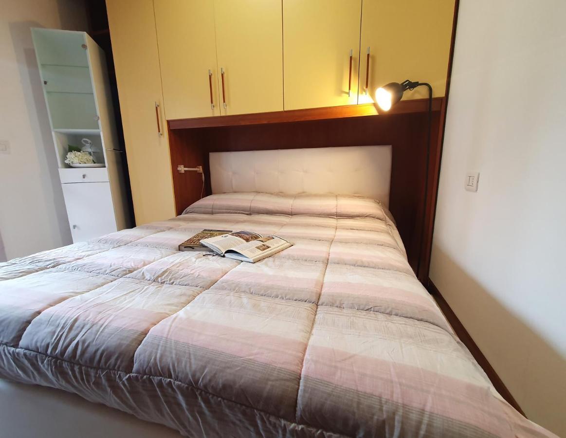 Apartment L'Archetto And Villetta Gruber - Regarda Travel Lazise Exteriör bild